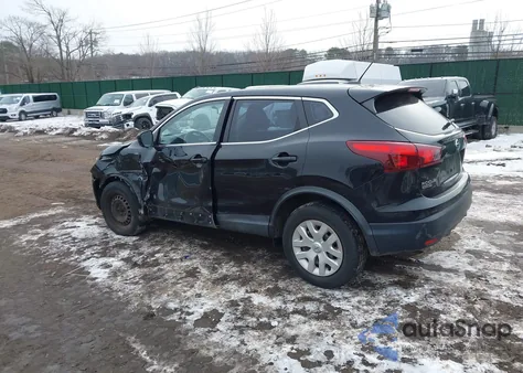 2018 Nissan Rogue Sport S z USA, uszkodzony, nr VIN JN1BJ1CR8JW264493